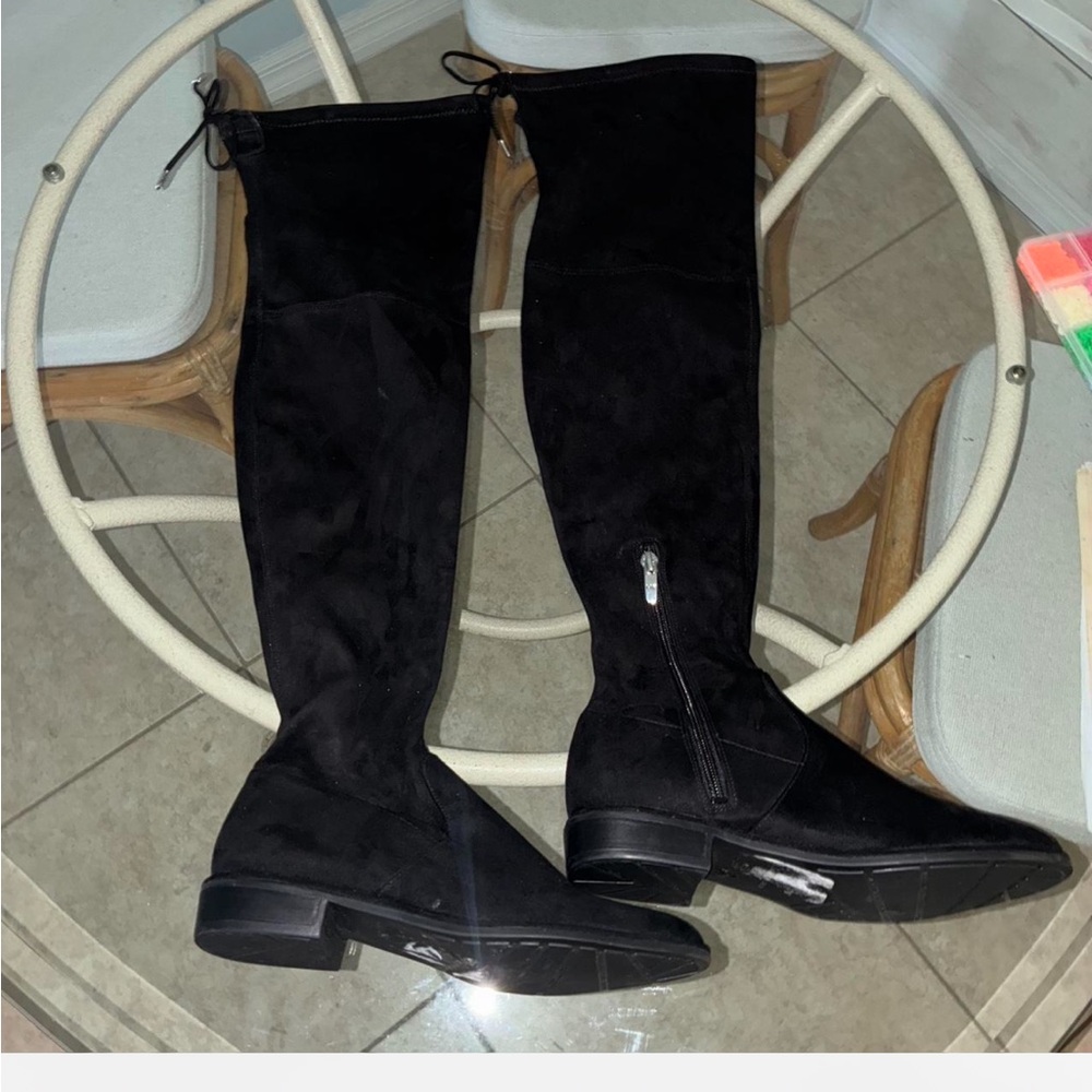 Elegant Black Over-the-Knee Boots